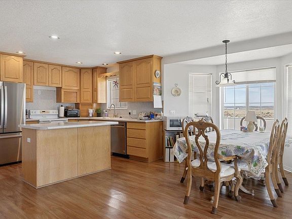 4th image of 1506 Center Dr
