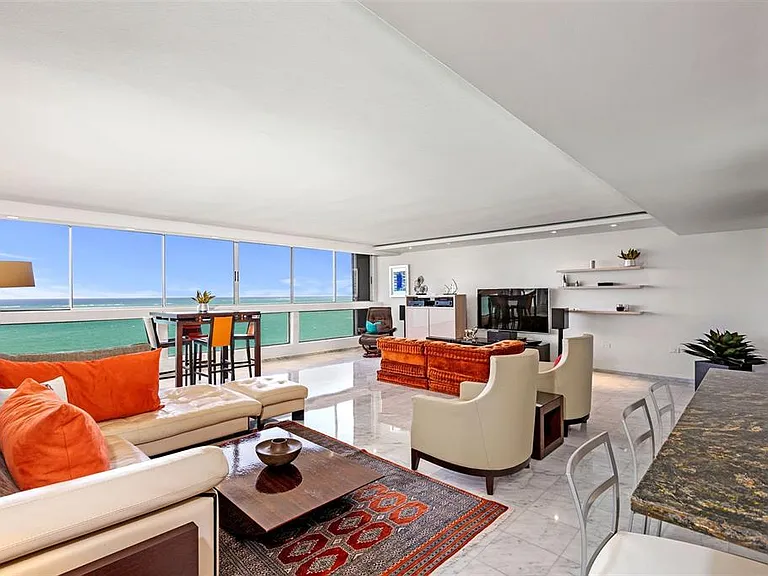 Plaza Atlantico Ave Isla Verde #1002 — Photo 4