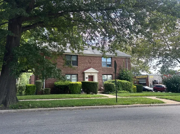 3715 Utopia Pkwy, Flushing, NY 11358