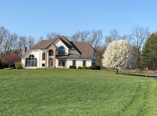 21785 New Rd, Lakeville, IN 46536