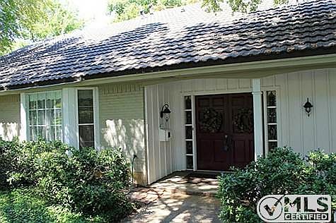 1st image of 7217 Meadowbrook Dr