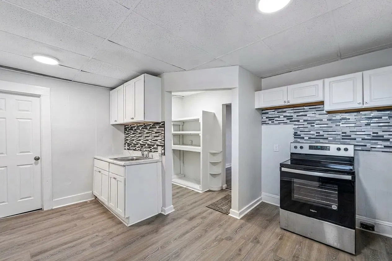 3 bed, 1028 sqft, $1,750 — Photo 4