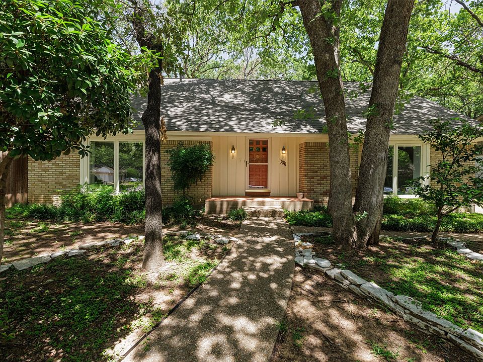 1st image of 3011 Yellowstone Dr