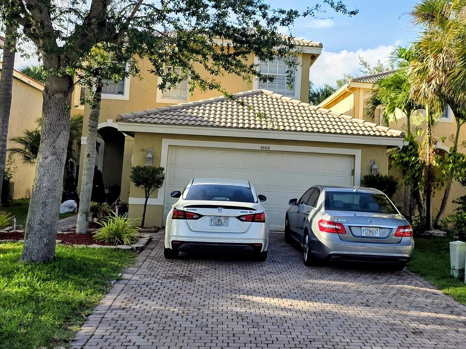 1st image of 5069 Starblaze Drive