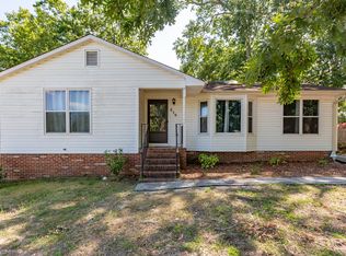 216 Gallimore Dr, Fredericksburg, VA 22407