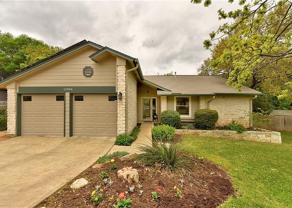 1st image of 11904 Braewood Dr