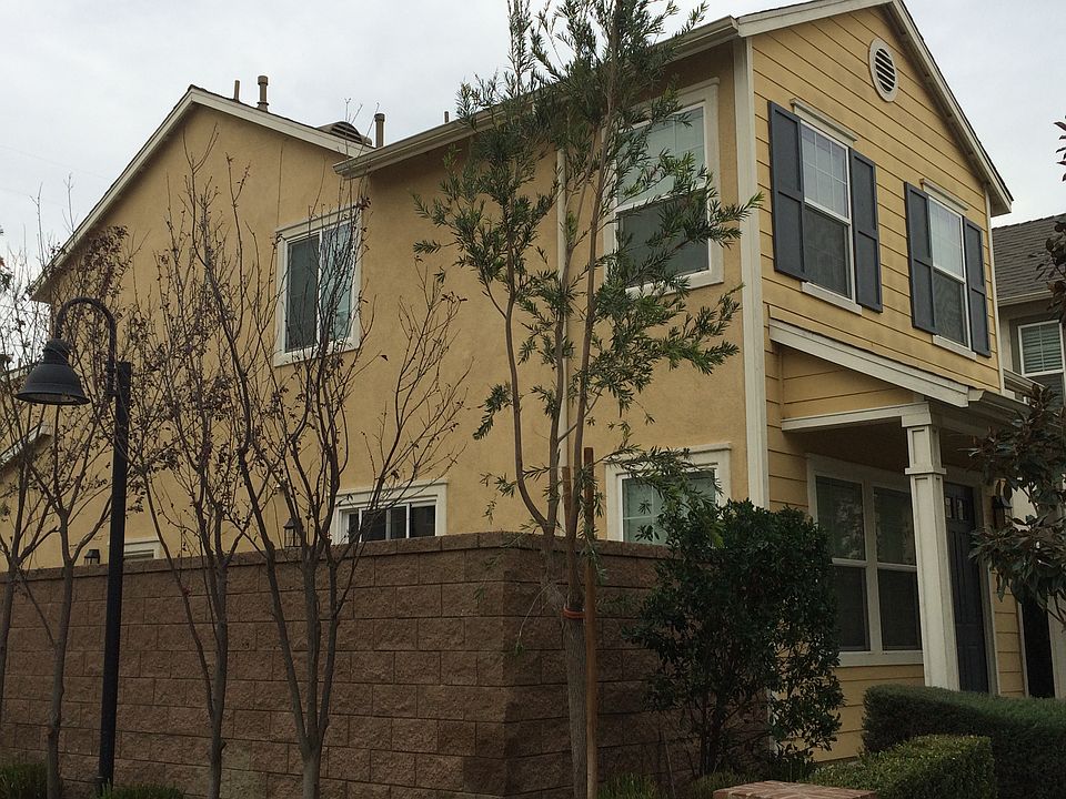 1st image of 3218 S Bethany Paseo