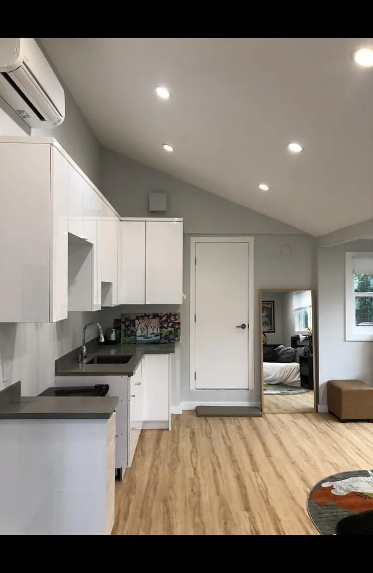 35 Lakeside Dr — Photo 3