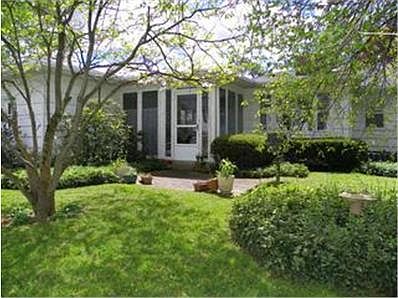 2nd image of 61 Newton Ave