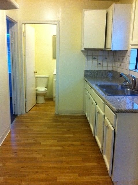 1st image of 915 Lagoon Ave