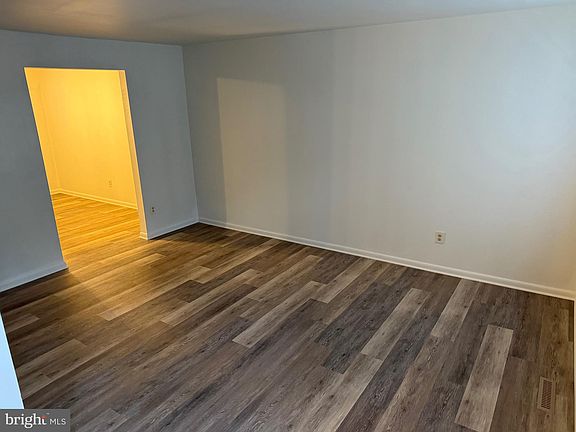5th image of 34 Teal Cir