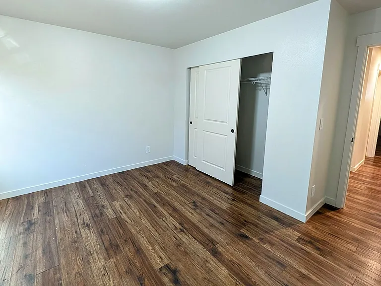 625 Covington Ave — Photo 21