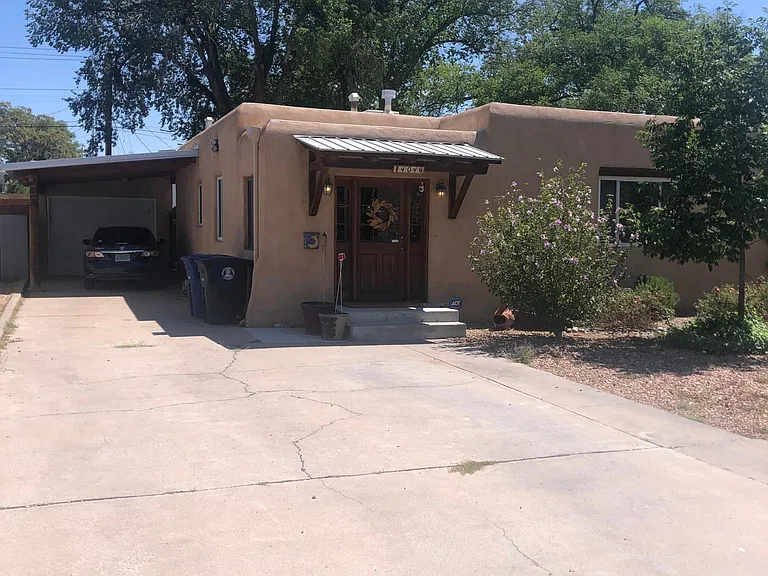 404 Tulane Dr SE — Photo 2