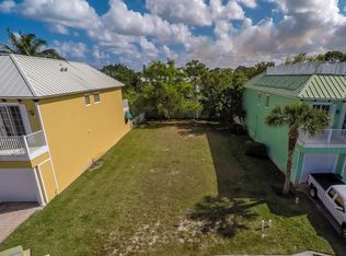 8096 SE Asaro St, Hobe Sound, FL 33455
