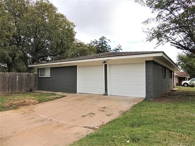 3 bed, 1586 sqft, $950 — Photo 2