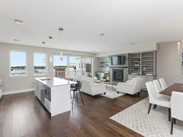 383 Commercial Street #603, Portland, ME 04101