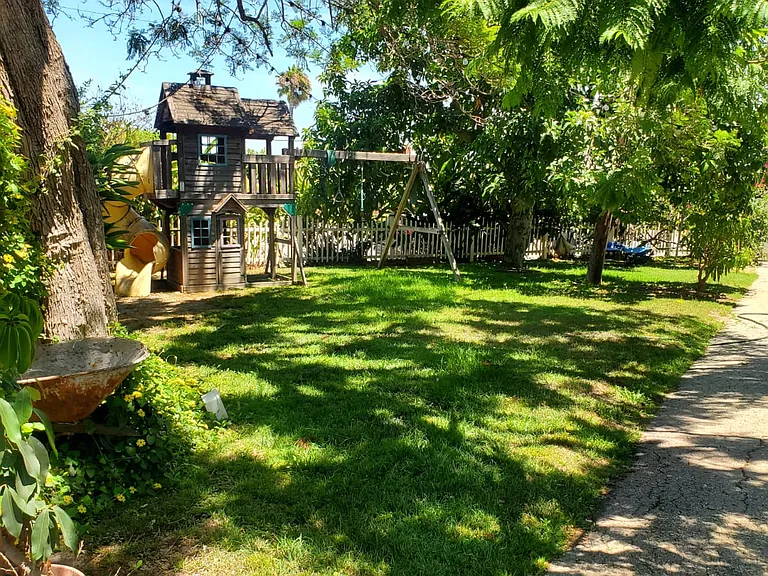 3214 Cricklewood St — Photo 10