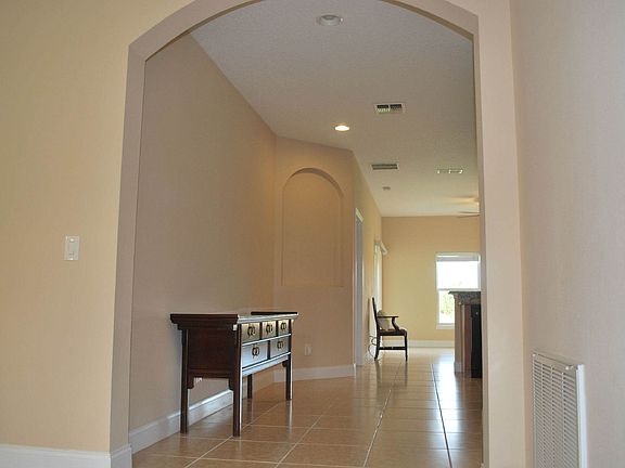 hall to kitchen