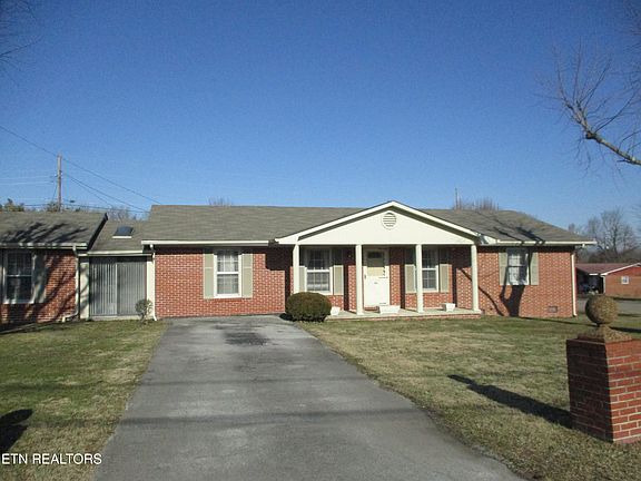 2nd image of 494 10th St
