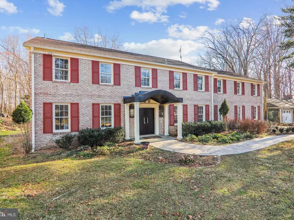 13716 N Gate Dr, Silver Spring, MD 20906
