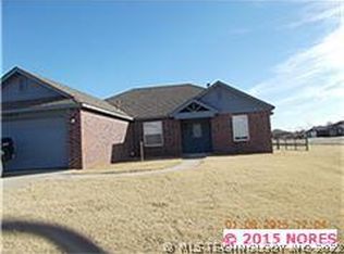 13475 Cherokee St, Oologah, OK 74053