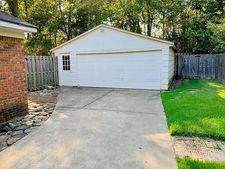 1831 Boulinwood Ln — Photo 12
