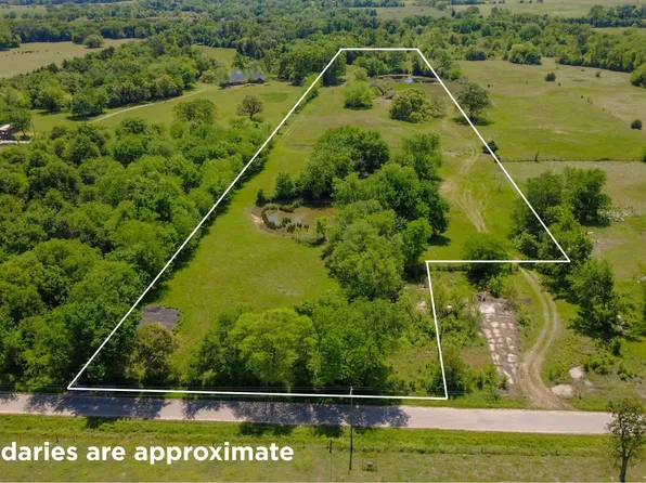 3054 County Road 1165, Brashear, TX 75420