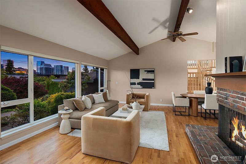 5th image of 1333 98th Avenue NE