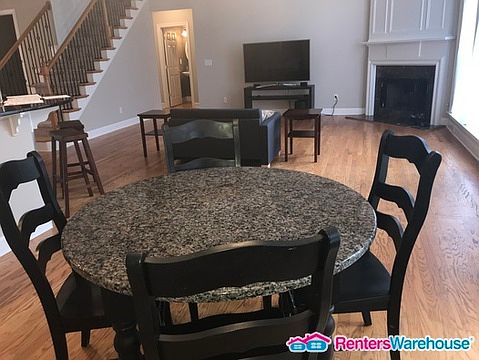 5th image of 3427 Belridge Dr SE