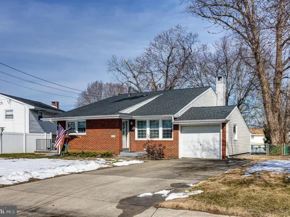 237 Creek Rd, Bellmawr, NJ 08031