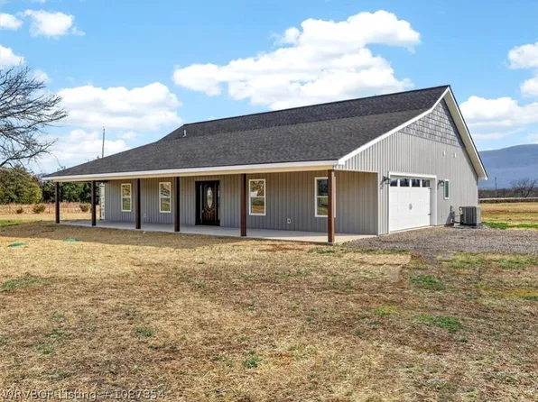 701 Ludlow St, Hartford, AR 72938