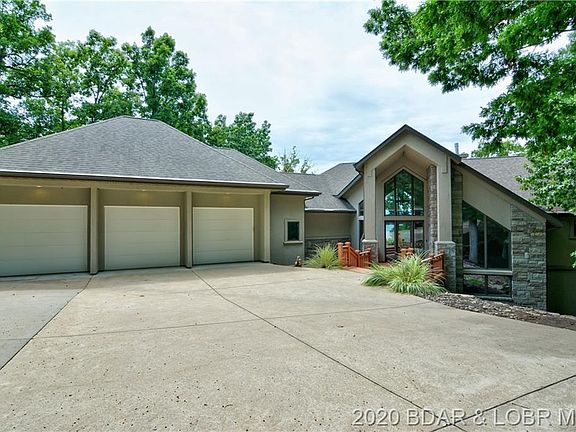 2nd image of 319 Stonebridge Ln