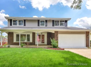 6S127 Country Dr, Naperville, IL