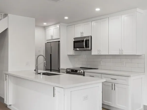 2498 Golzio Ct APT 3, San Jose, CA 95133