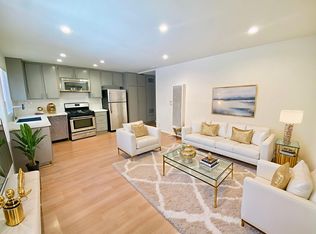 219, Los Angeles, CA 90004