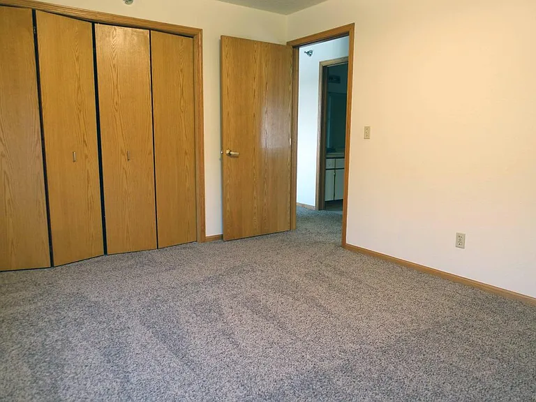 500 Belle Ave — Photo 20