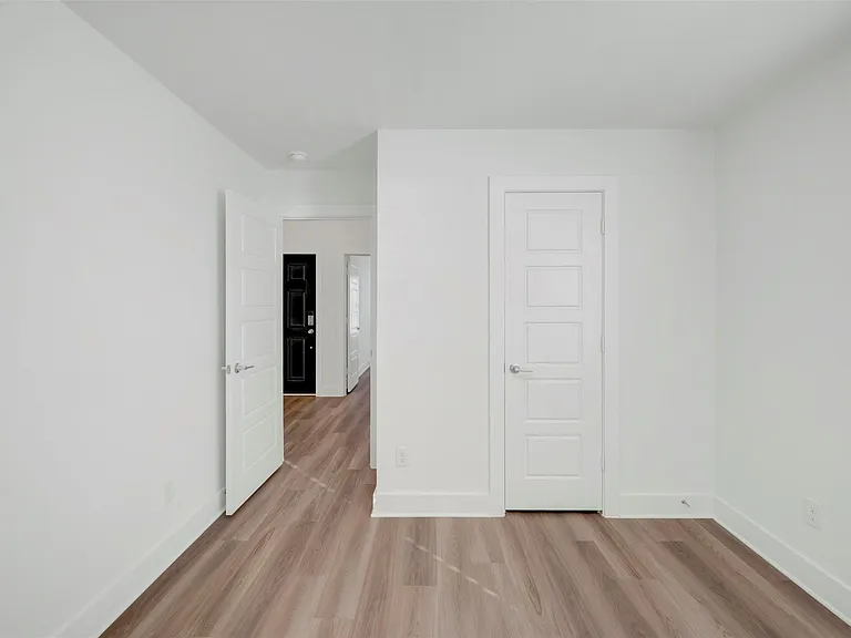 14001 Baikal Manor Dr — Photo 10