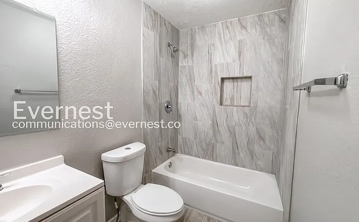 1379 Dell Dale St — Photo 9
