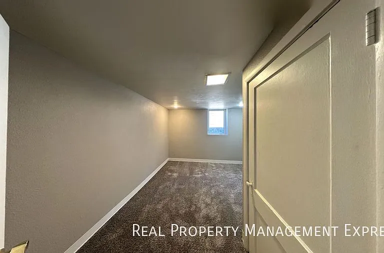 816 S Glendale Ave — Photo 11