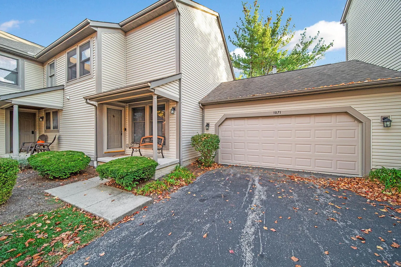 1071 Cypress Ln photo 1