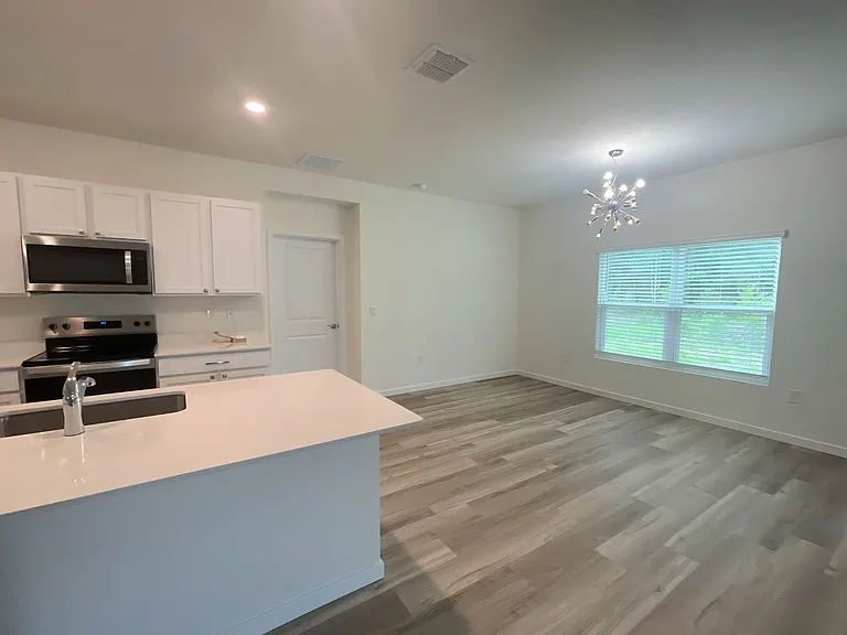 5259 SW 53rd Ln — Photo 12