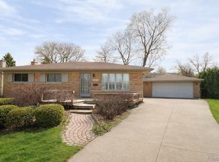 34371 Peppermil Ct, Sterling Heights, MI 48312