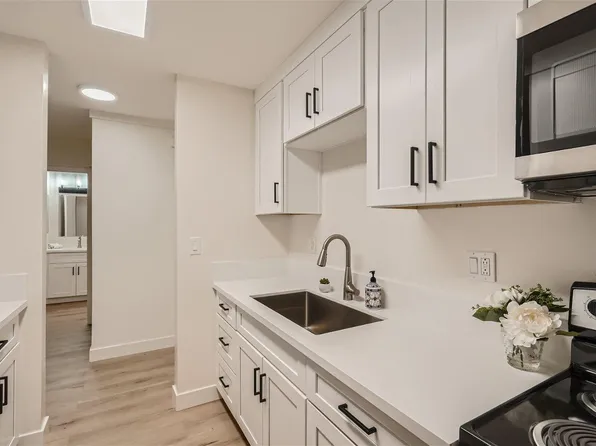 1645 Emerald St #P2, San Diego, CA 92109