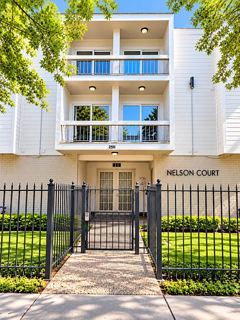 Nelson Court