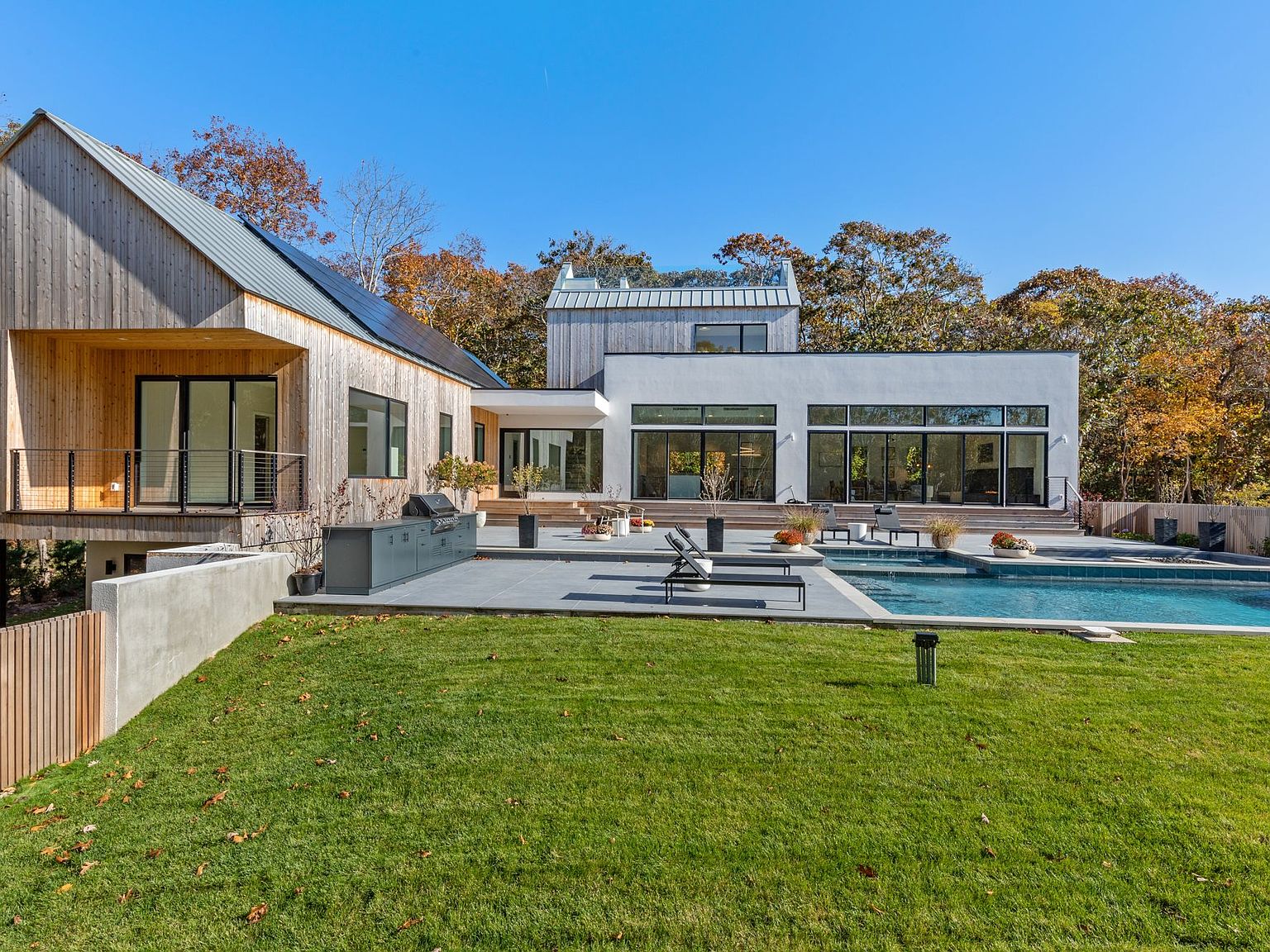 23 Elm St, Montauk, NY 11954 MLS 376947 Zillow