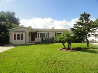 6320 8th Ave S, Gulfport, FL 33707