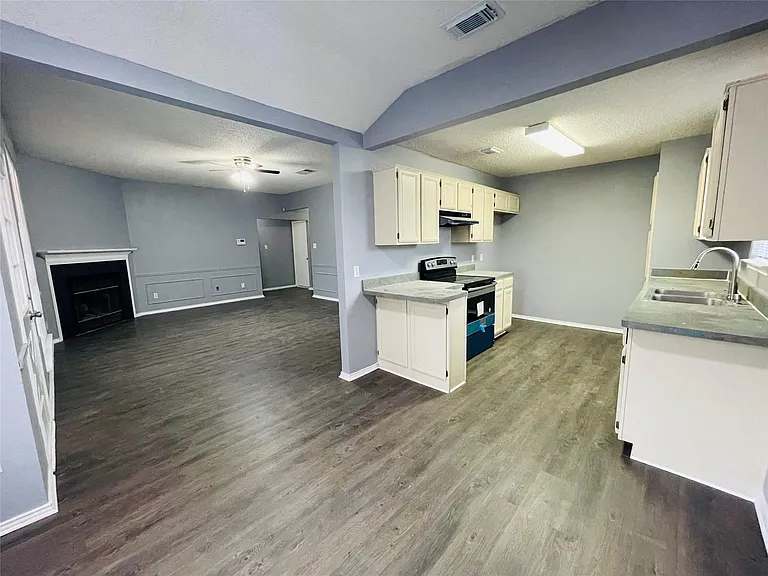 5501 White Dove Dr — Photo 3