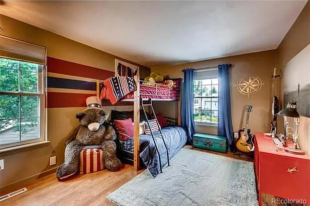 4 bed, 2671 sqft, $3,475 — Photo 4