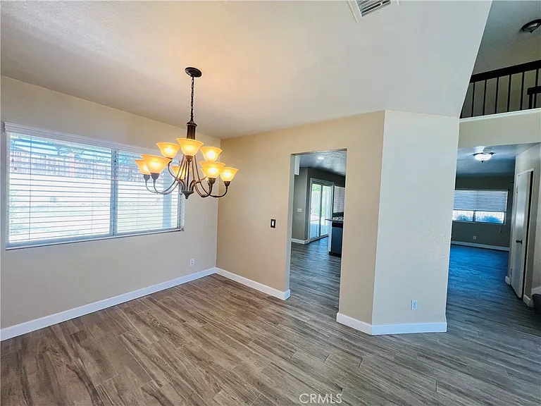 13278 Cardinal Rd — Photo 5