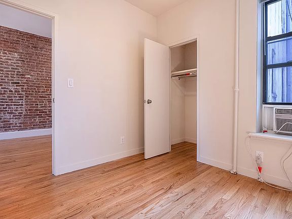 5th image of 332 E 18th St APT 22
